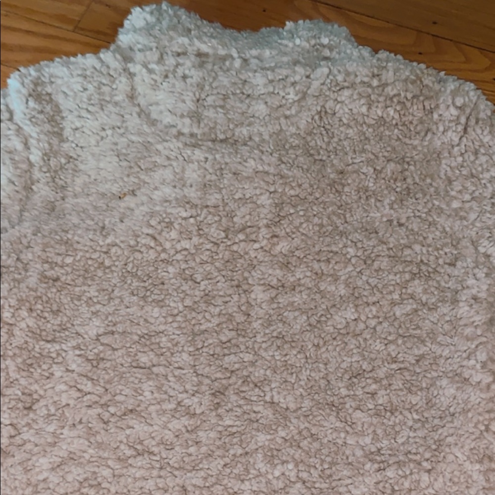 Fuzzy jacket - Picture 6 of 6